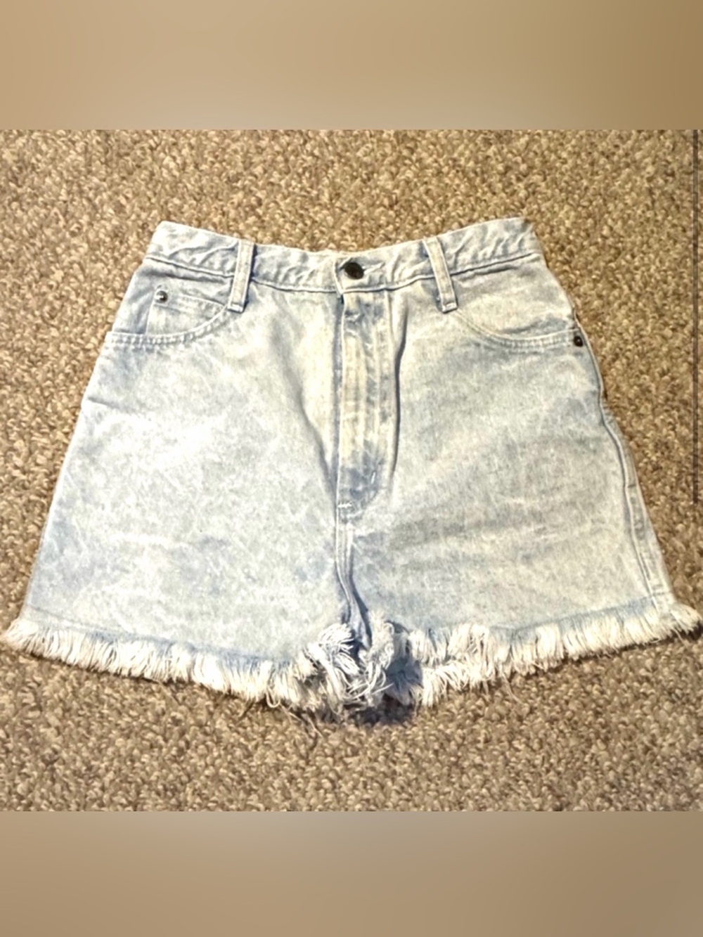 vintage Bonjour high-waisted denim shorts size 10